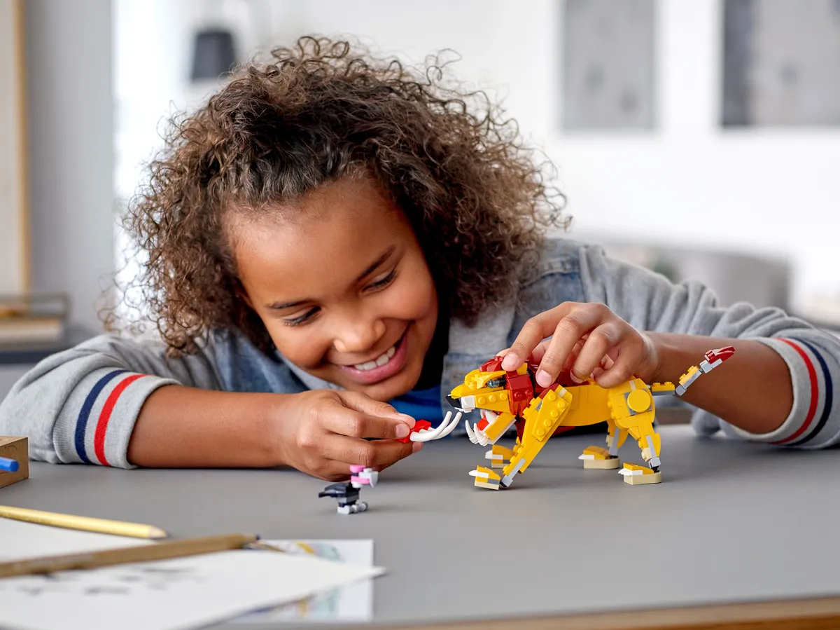 LEGO Wild Lion (31112) - image 13