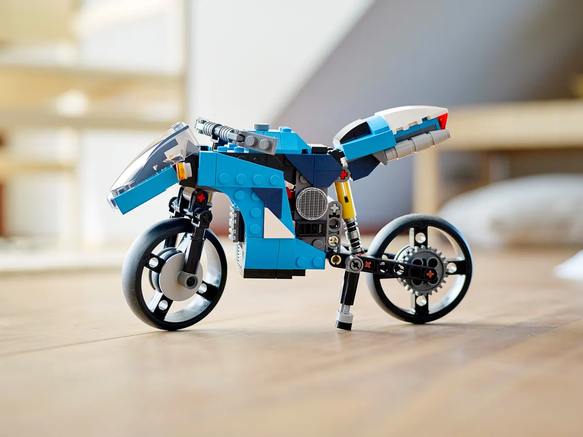 LEGO Superbike (31114) - image 15