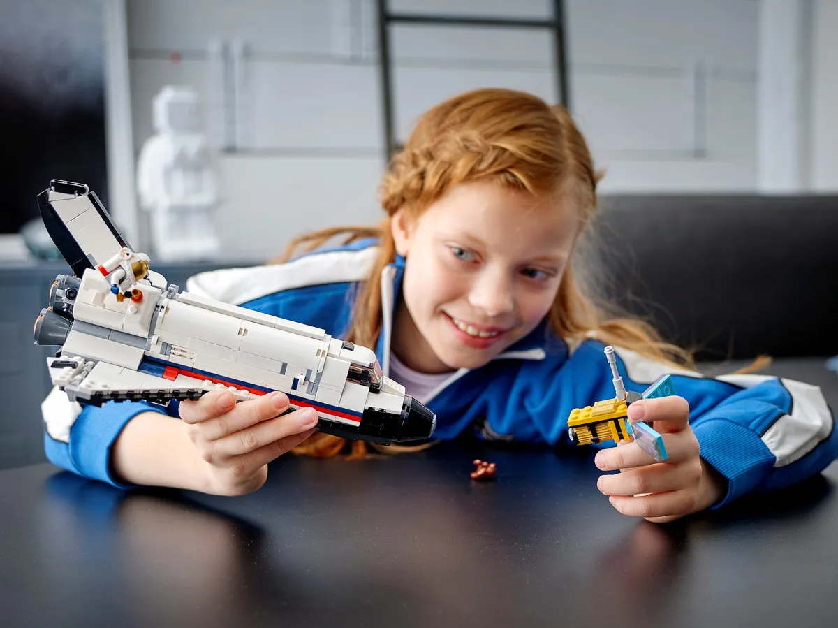 LEGO Space Shuttle Adventure (31117) - image 14