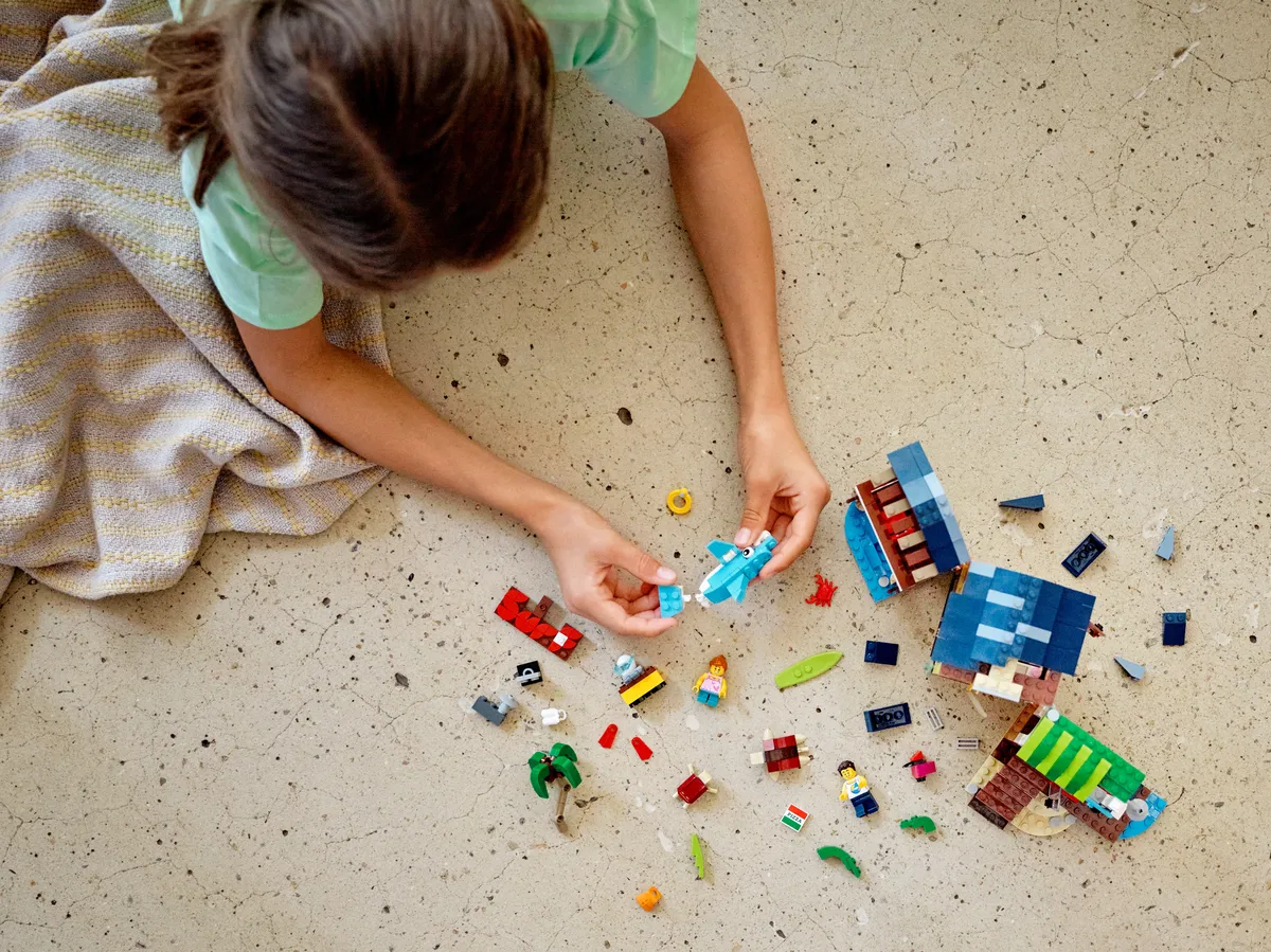 LEGO Surfer Beach House (31118) - image 13