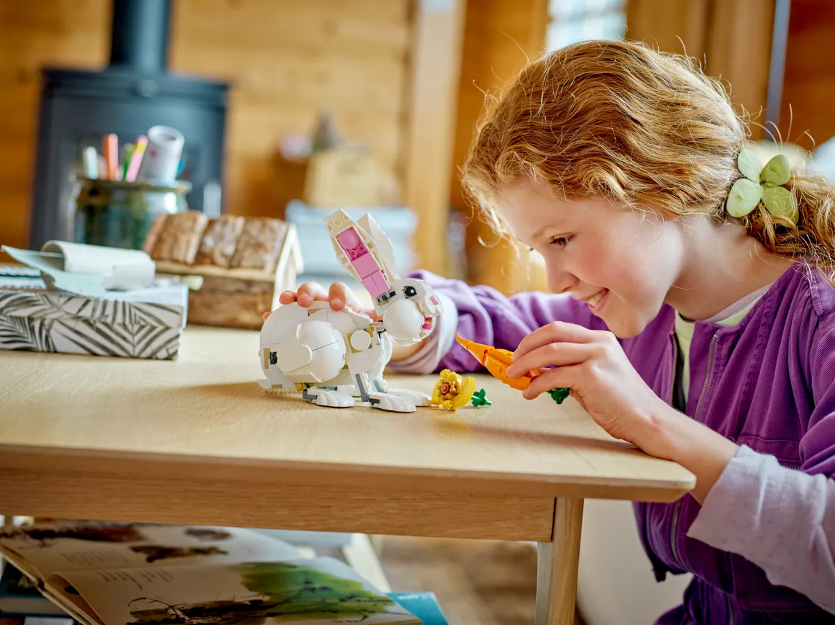LEGO White Rabbit (31133) - Bild 8