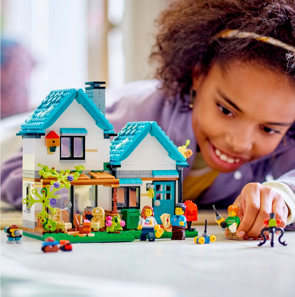 LEGO Cozy House (31139) - image 12