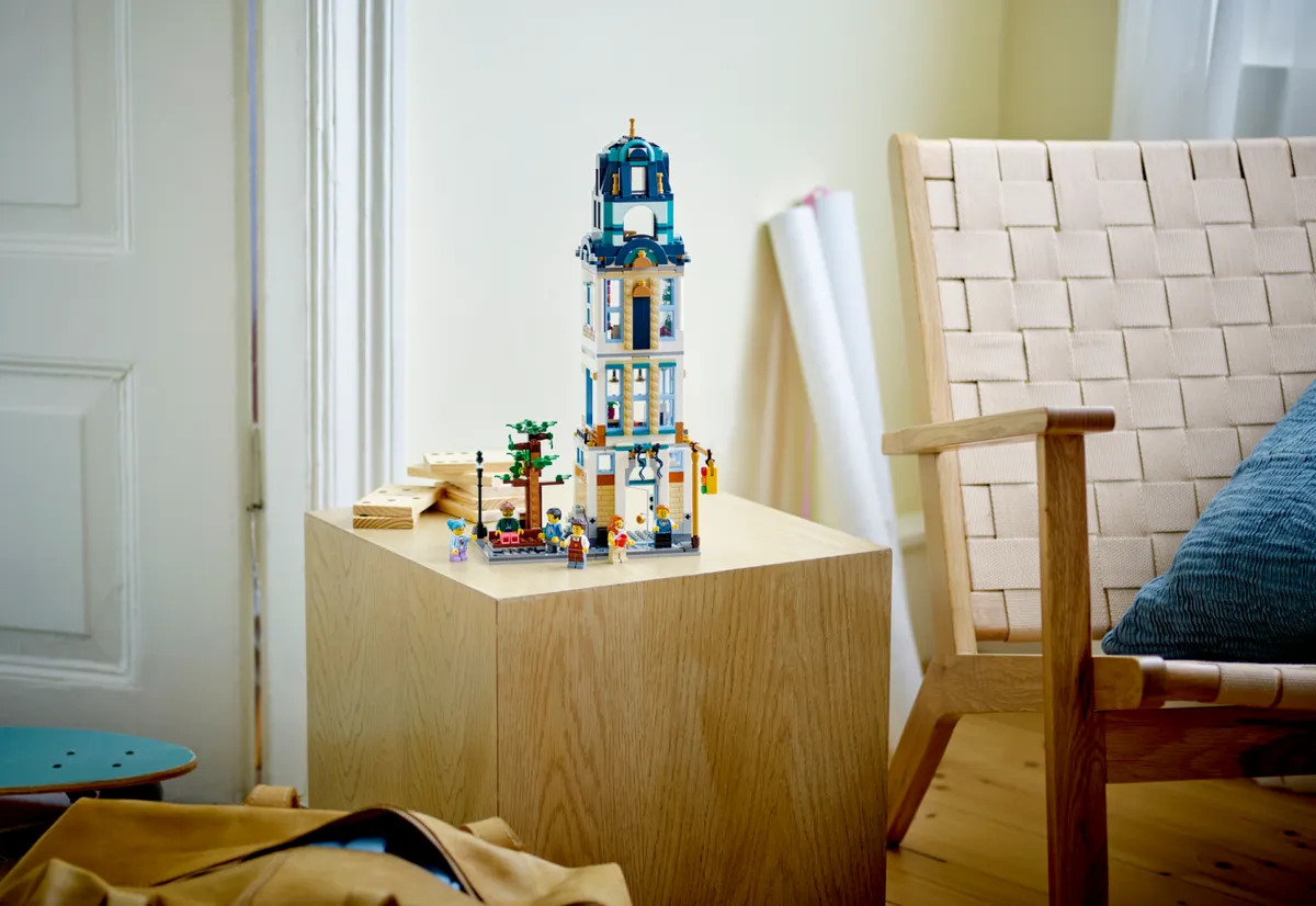 LEGO Main Street (31141) - image 10