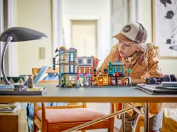 LEGO Main Street (31141) - image 8