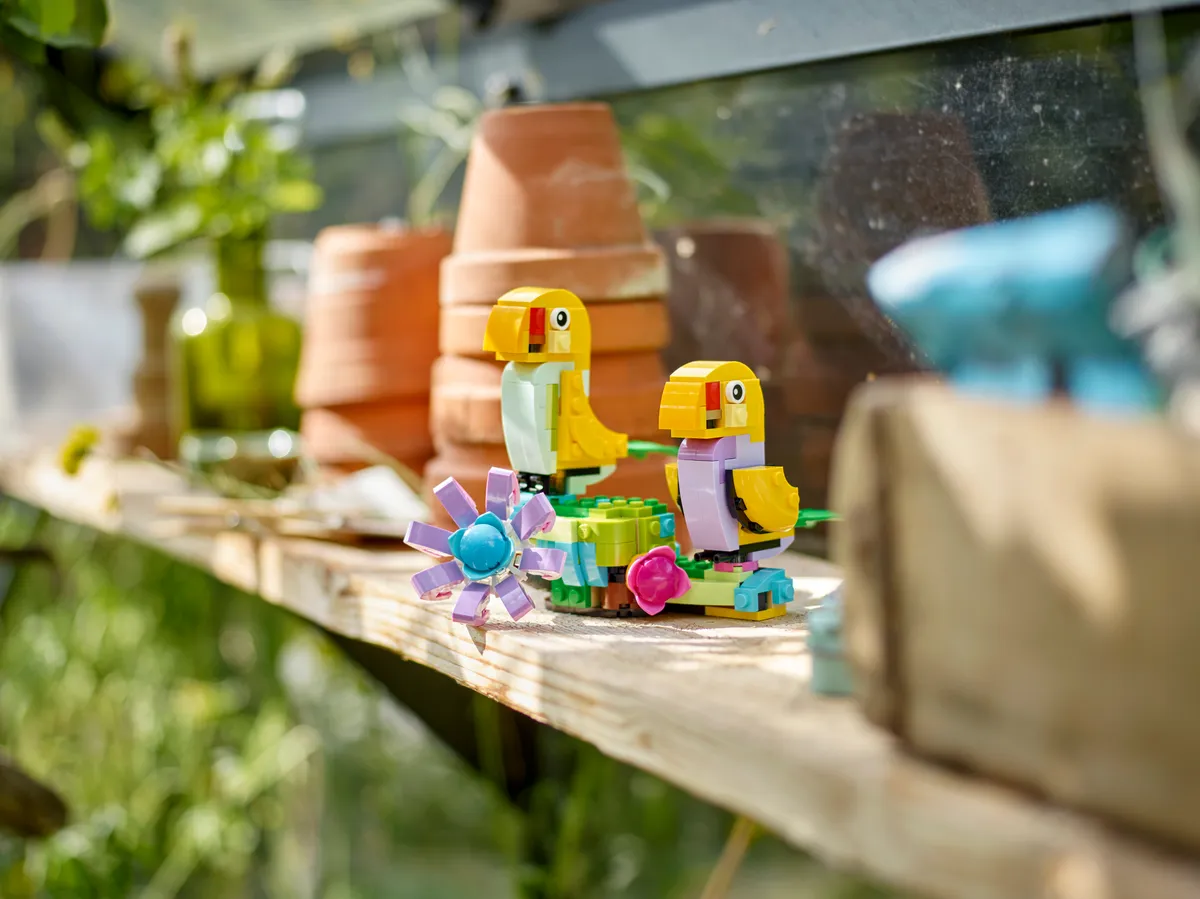 LEGO Flowers in Watering Can (31149) - Bild 9