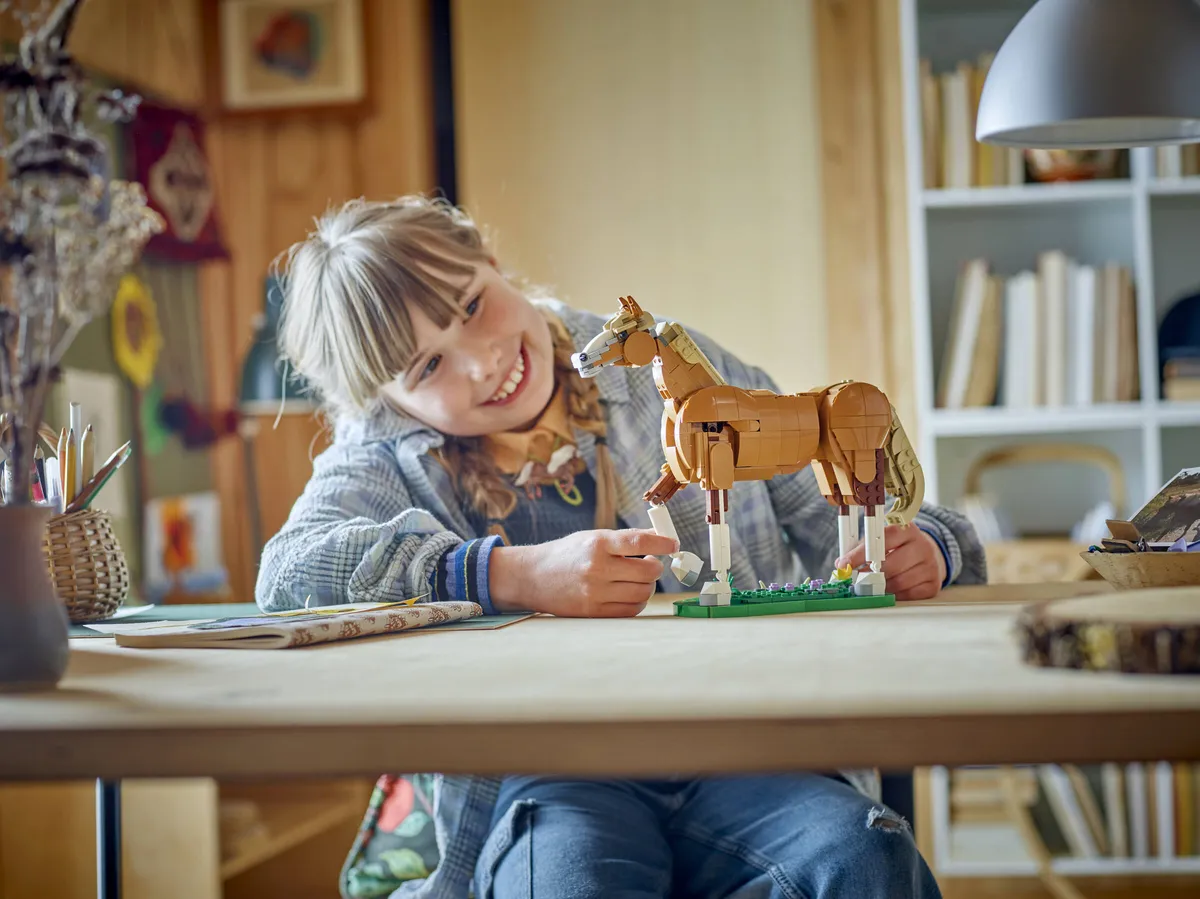 LEGO Beautiful Horse (31166) - Bild 12