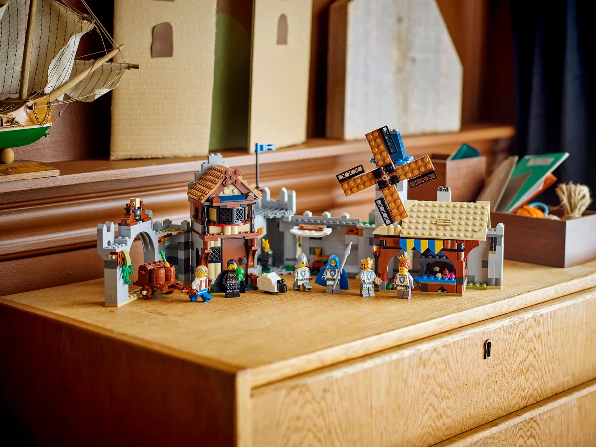 LEGO Medieval Horse Knight Castle (31168) - Bild 9
