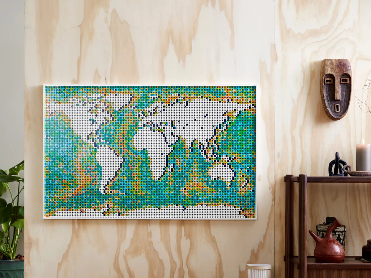 LEGO World Map (31203) - image 9