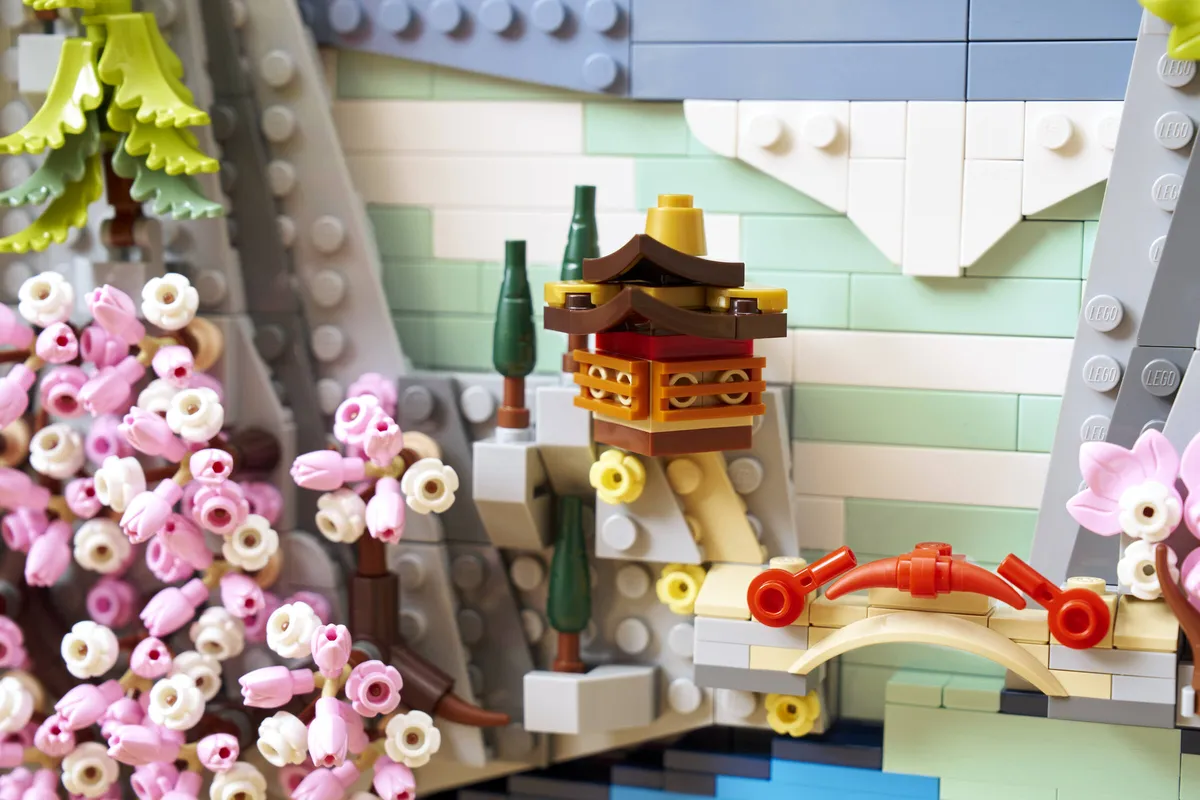 LEGO Japanese Cherry Blossom Landscape (31218) - Bild 11