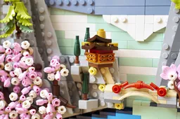 LEGO Japanese Cherry Blossom Landscape (31218) - image 11