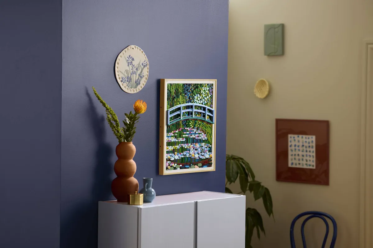 LEGO Claude Monet – Bridge over a Pond of Water Lilies (31220) - image 9