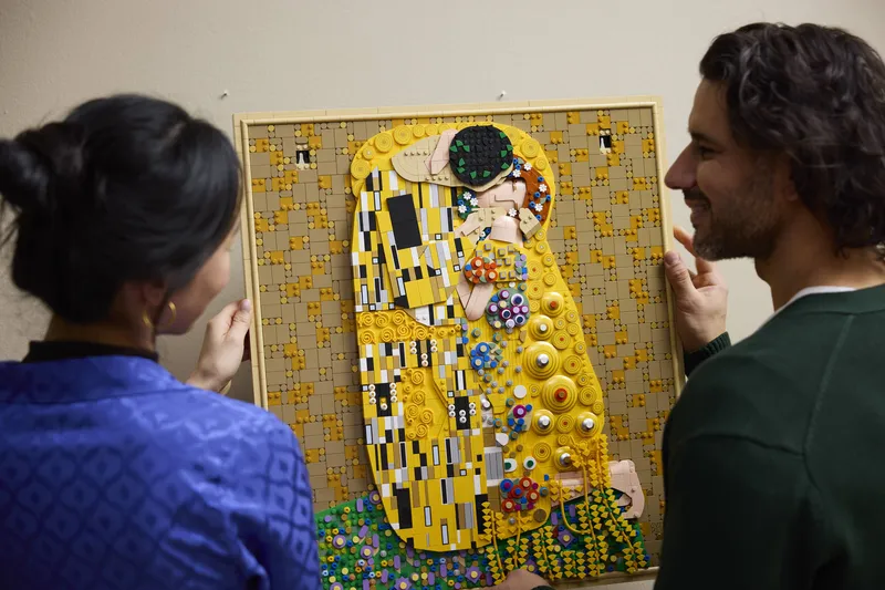Gustav Klimt – The Kiss by LEGO – product photo 15 of 27