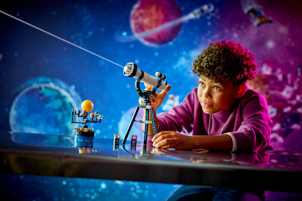 LEGO Space Exploration Telescope (31378) - Bild 6