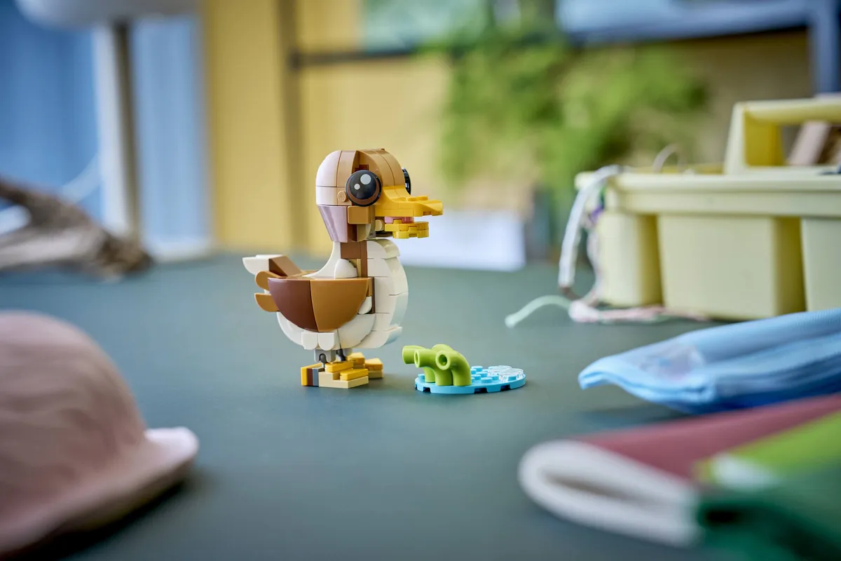 LEGO Cute Animals: Playful Puppy Dog (31382) - Bild 12