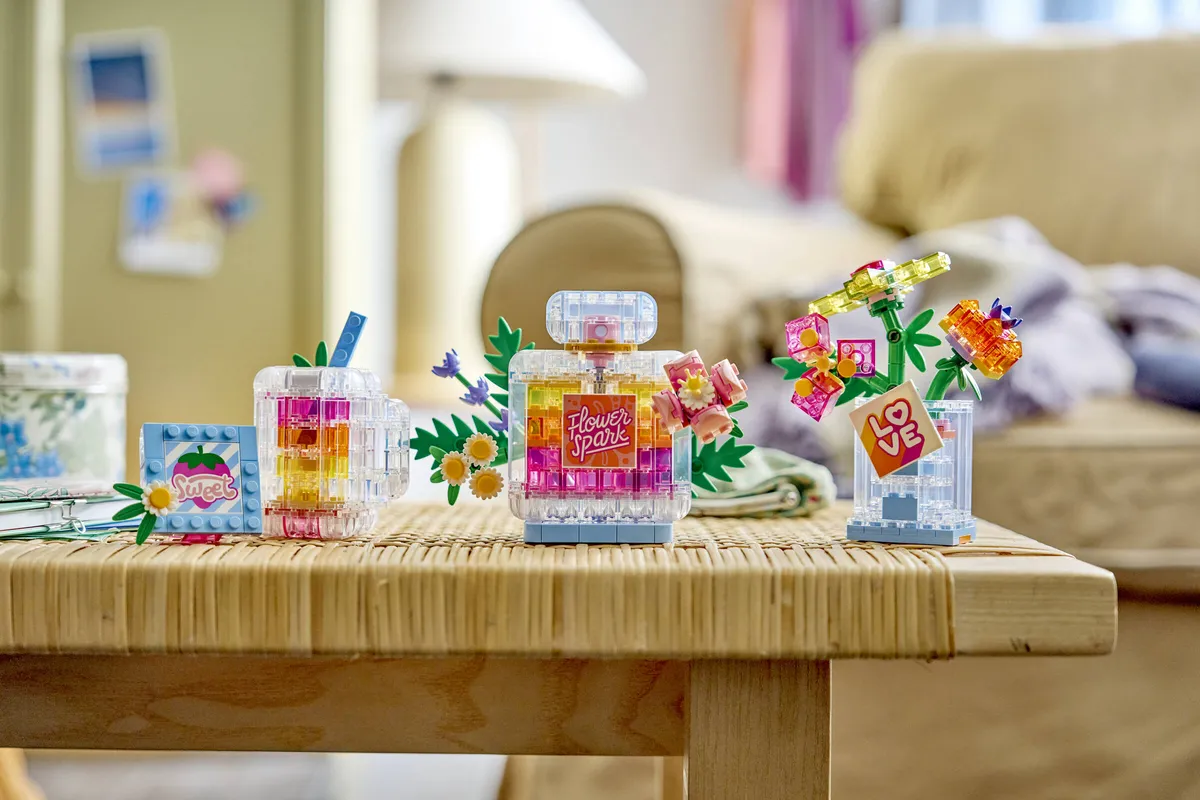 LEGO Floral Decor Perfume Bottle (31383) - Bild 5
