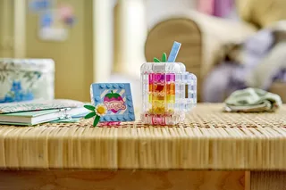 Floral Decor Perfume Bottle von LEGO – Produktfoto 8 von 10