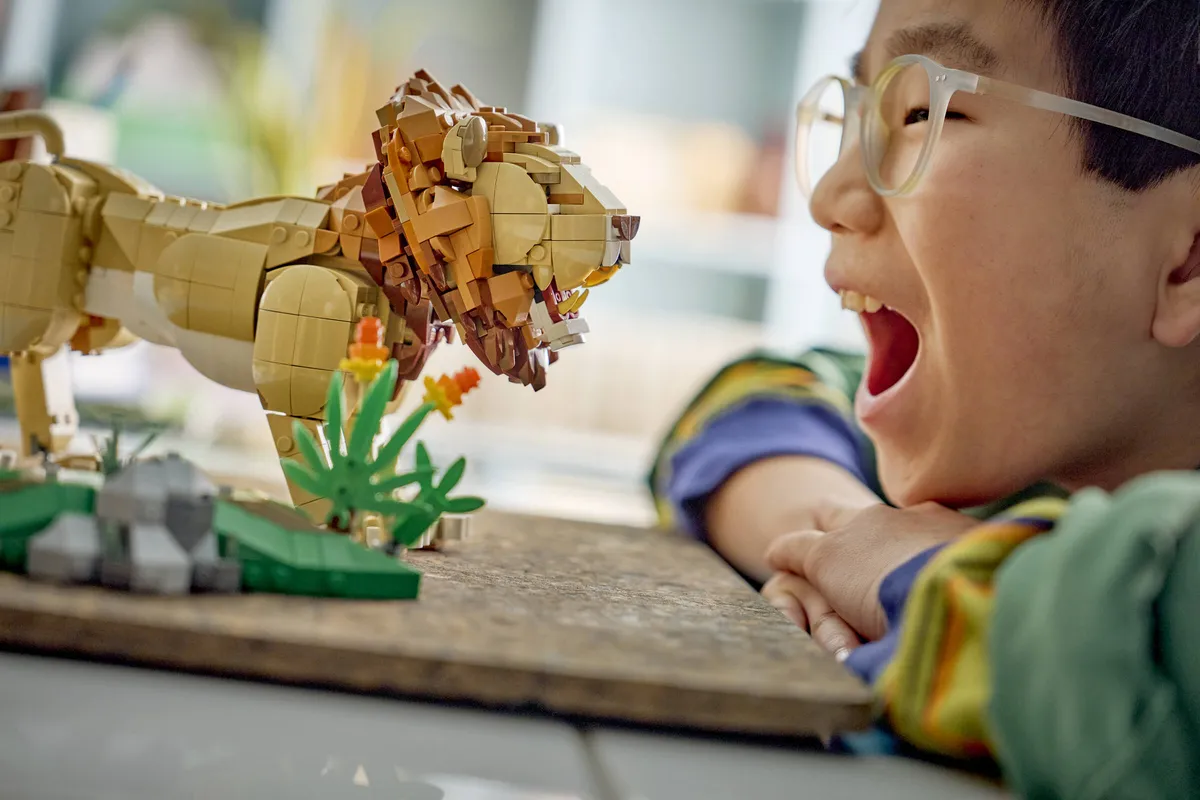 LEGO Wild Animals: Majestic Lion (31386) - Bild 12