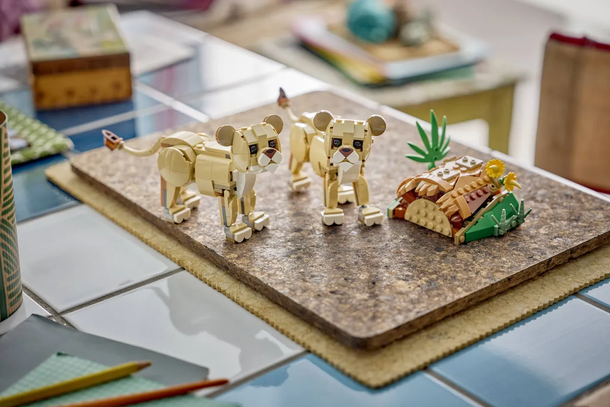 LEGO Wild Animals: Majestic Lion (31386) - Bild 15