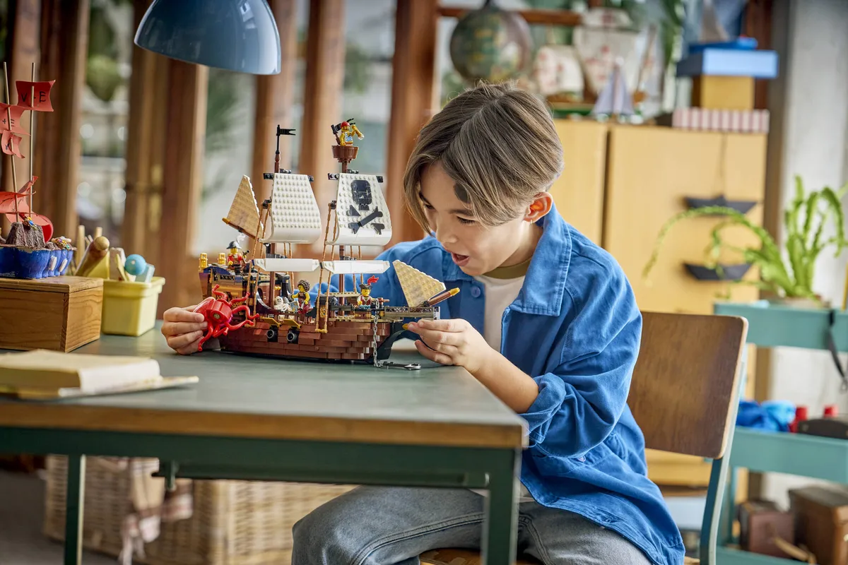 LEGO Iconic Pirate Ship (31387) - Bild 13