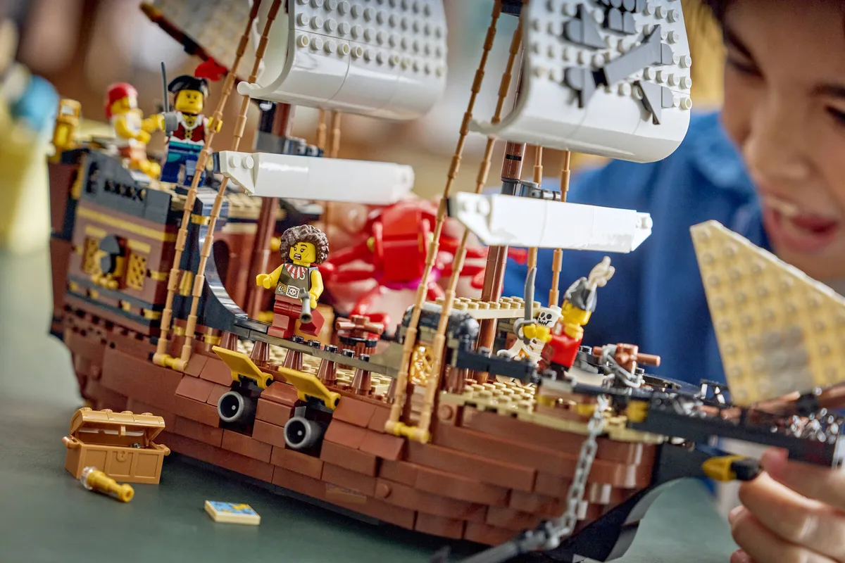 LEGO Iconic Pirate Ship (31387) - Bild 14
