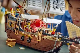 LEGO Iconic Pirate Ship (31387) - image 14