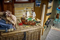 LEGO Iconic Pirate Ship (31387) - image 15