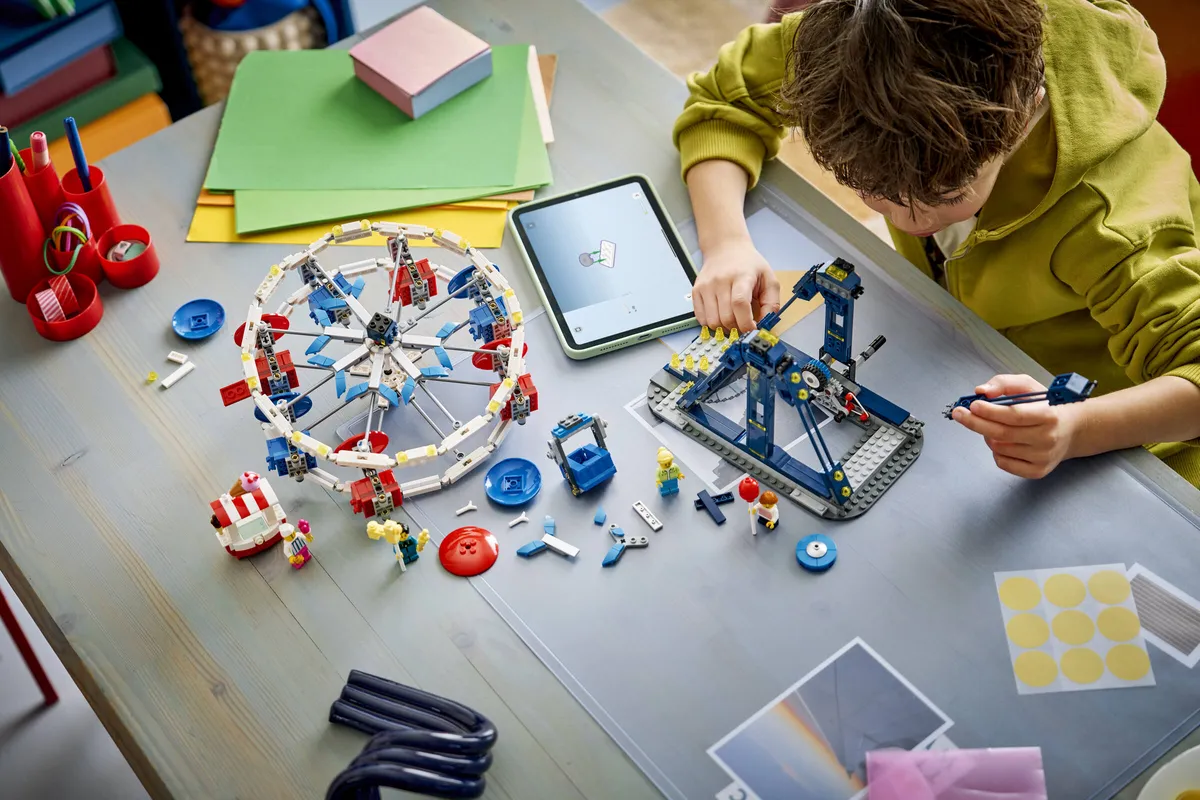LEGO Iconic Ferris Wheel (31389) - Bild 11