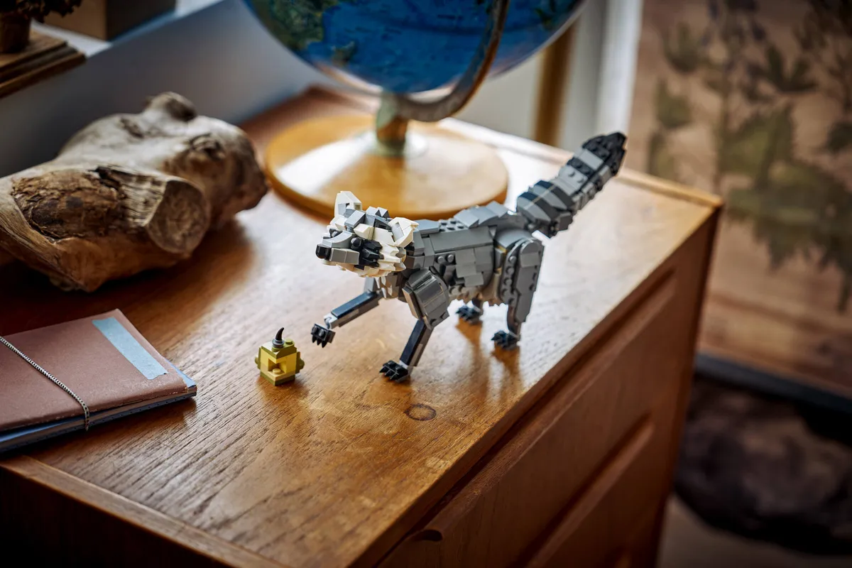 LEGO Forest Animals: Gray Wolf (31393) - Bild 14