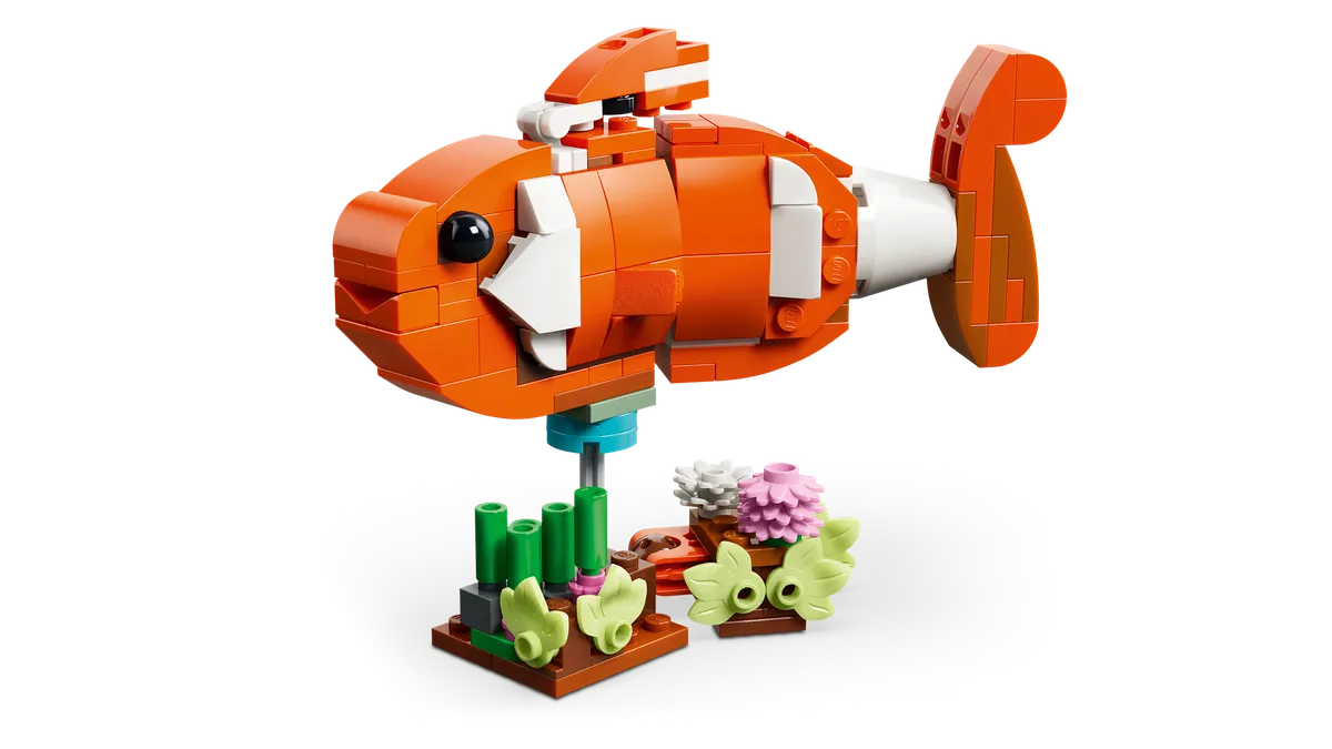 LEGO Cute Animals: Red Panda (31394) - image 3