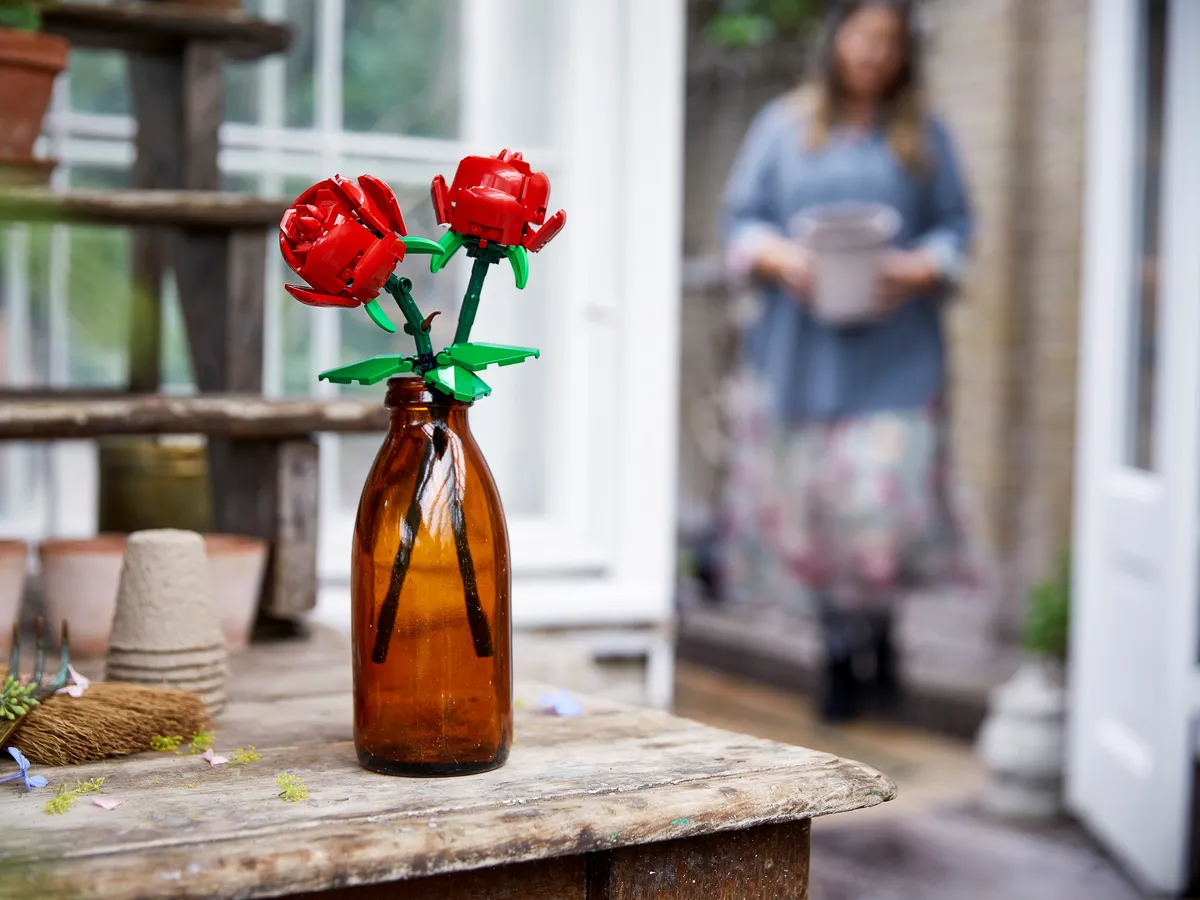 LEGO Roses (40460) - afbeelding 2