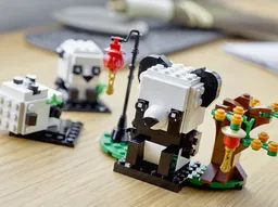 LEGO Chinese New Year Pandas (40466) - image 5