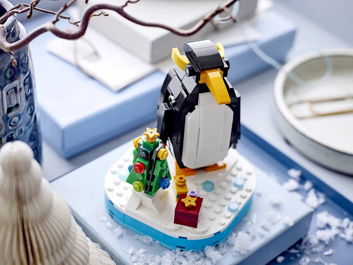 LEGO Christmas Penguin (40498) - Bild 4
