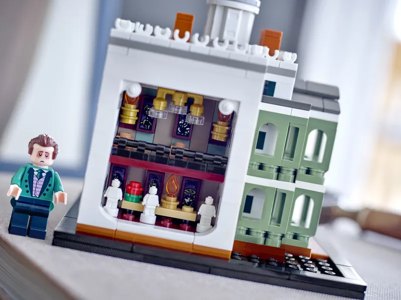 Mini Disney The Haunted Mansion by LEGO – product photo 6 of 6