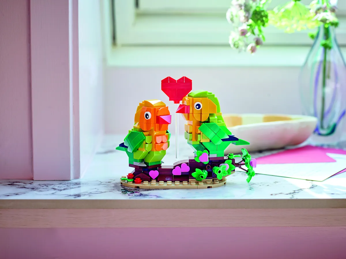 LEGO Valentine Lovebirds (40522) - Bild 3