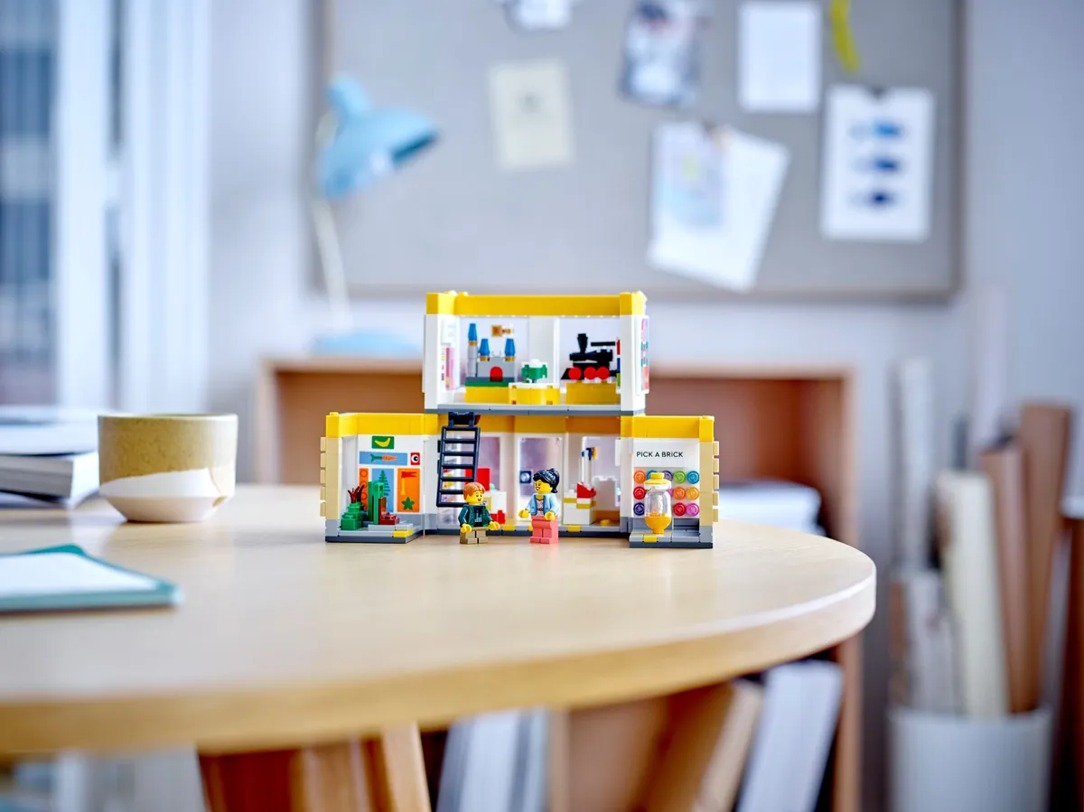 LEGO LEGO® Brand Store (40574) - Bild 4