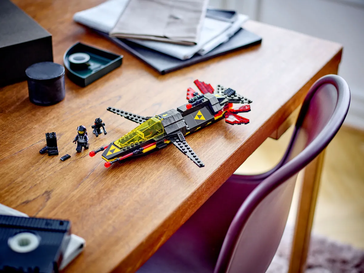 LEGO Blacktron Cruiser (40580) - Bild 3