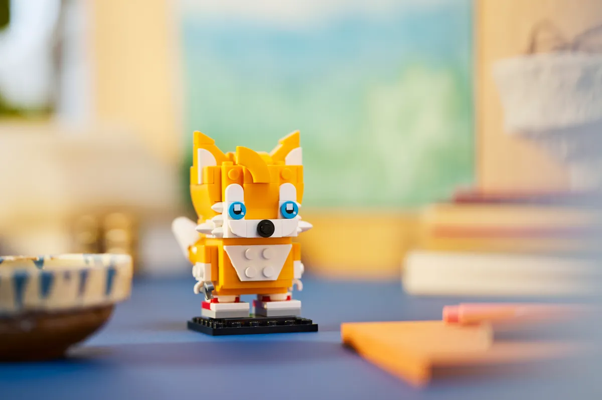 LEGO Miles "Tails" Prower (40628) - Bild 3