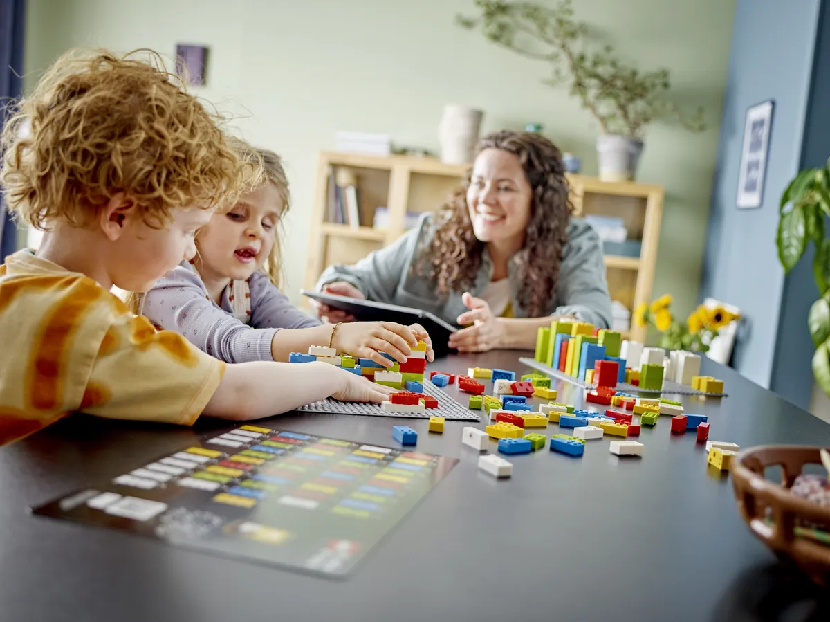 LEGO Play with Braille – English Alphabet (40656) - Bild 9