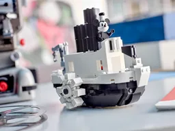 LEGO Mini Steamboat Willie (40659) - image 4