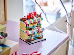LEGO Candy Store (40692) - image 5