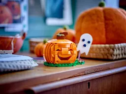 LEGO Halloween Pumpkin (40697) - image 3