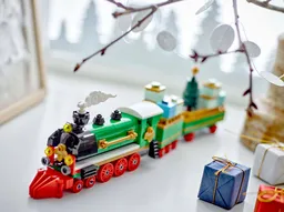 LEGO Winter Holiday Train (40700) - image 4