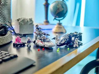 Imperial Dropship vs. Rebel Scout Speeder van LEGO – productfoto 4 van 5