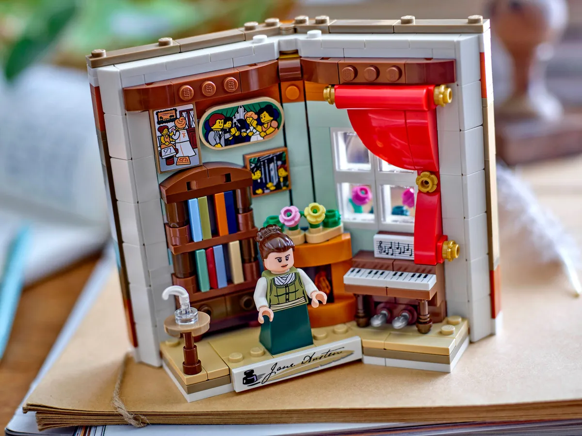 LEGO Tribute to Jane Austen's Books (40766) - Bild 2