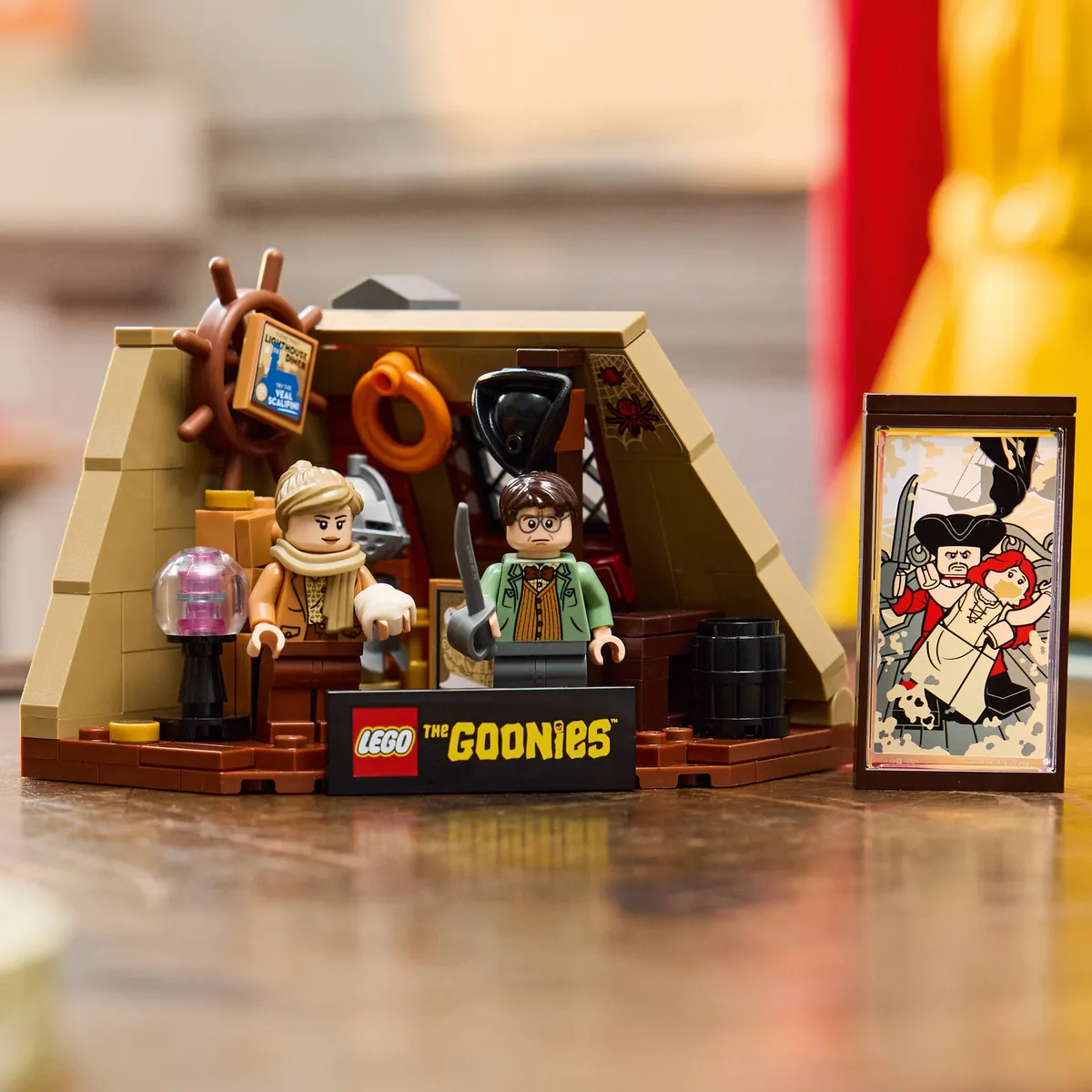 LEGO The Goonies: The Walshes' Attic (40773) - image 2