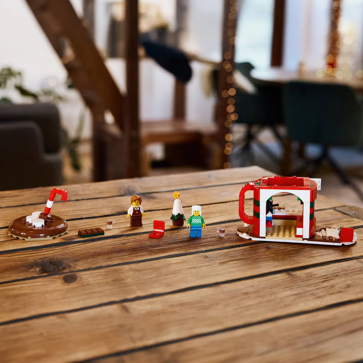 LEGO Hot Chocolate Stand (40776) - image 4