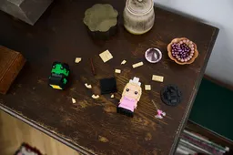 LEGO Elphaba & Glinda Figures (40794) - image 6