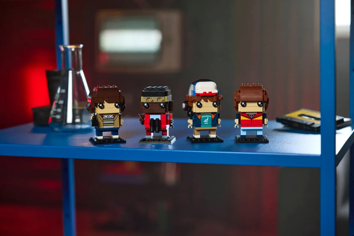 LEGO Mike, Dustin, Lucas and Will Figures (40801) - image 4