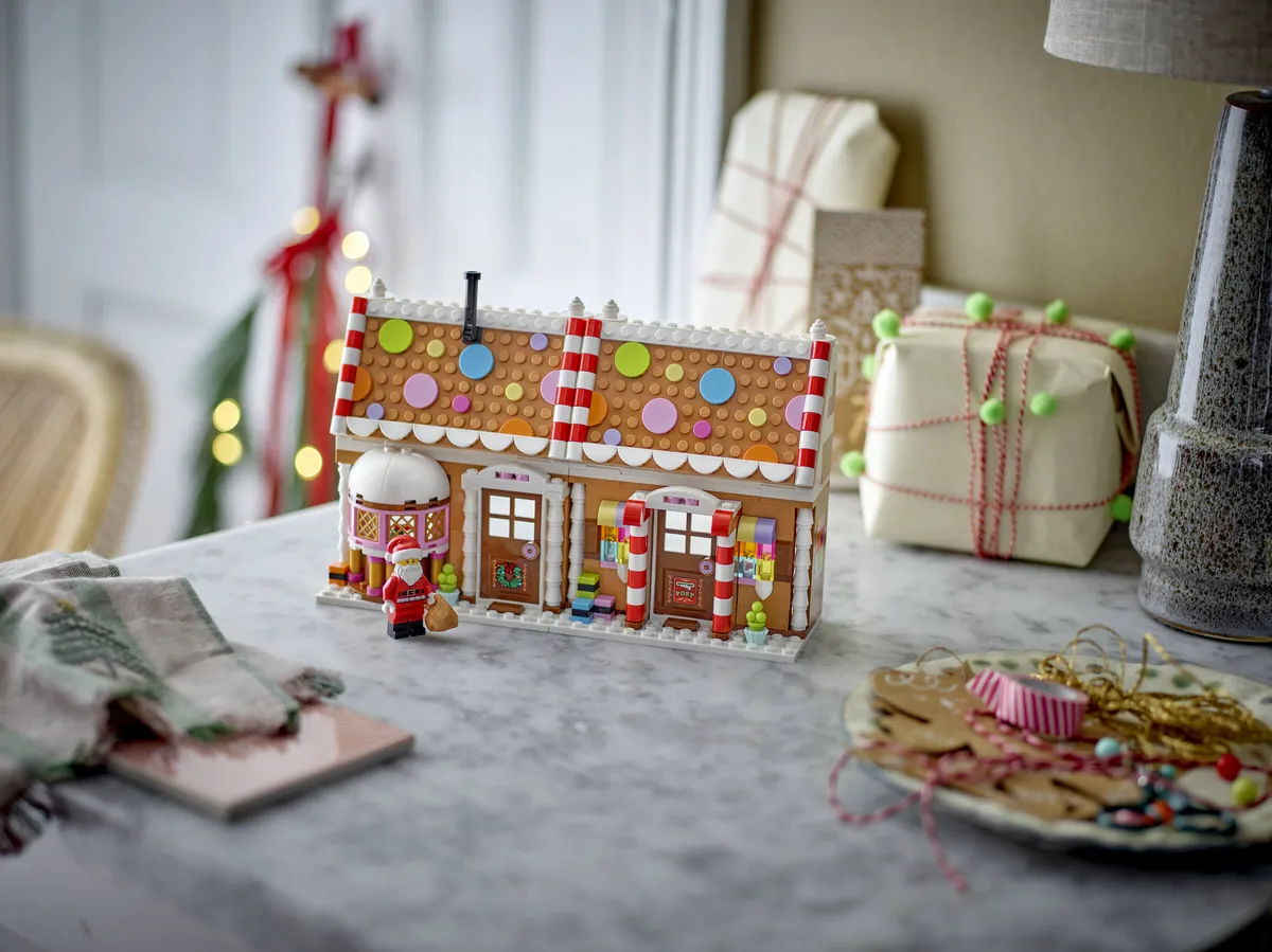 LEGO Festive Gingerbread House (40809) - Bild 7