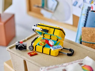 Yellow Travel Suitcase by LEGO – product photo 5 of 7